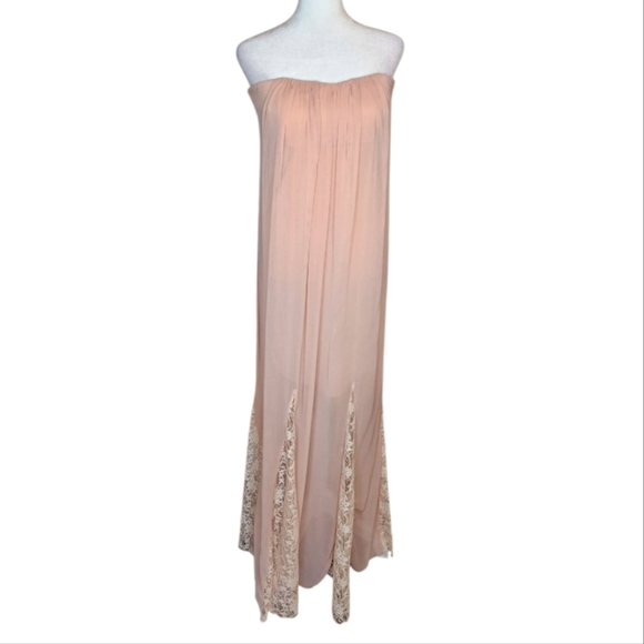Alice + Olivia Dresses & Skirts - Alice + Olivia Strapless Nude Blush Maxi Gown with Lace Inserts Size 4